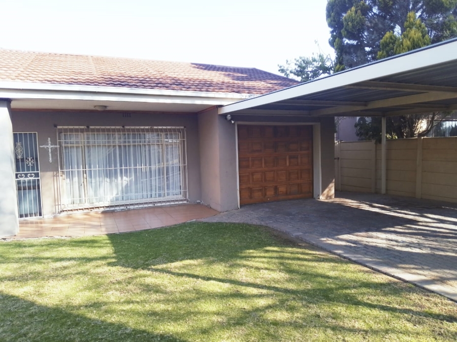 3 Bedroom Property for Sale in Riebeeckstad Free State